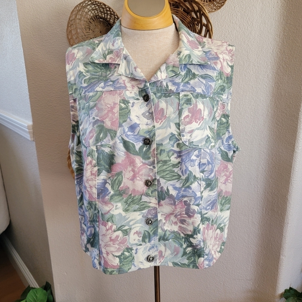 Circle N Western Wear by GPC Floral Vest SZ L